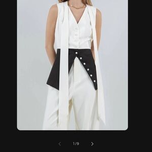 WHITEROOM+CACTUS
Sasha Button Down